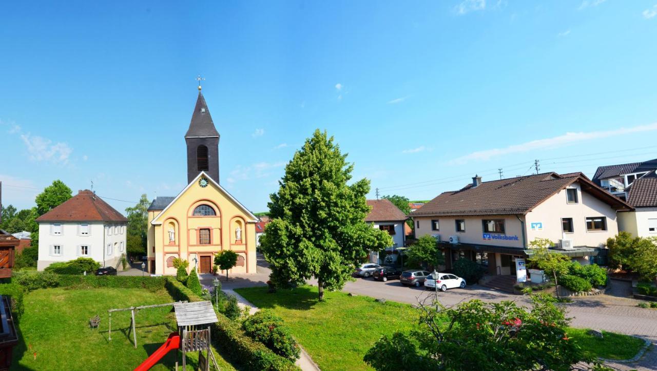 Hotel Gasthof Zur Traube Bühl Zewnętrze zdjęcie